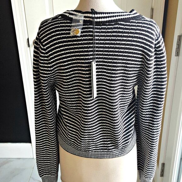 NEW! NICOLE MILLER Bows & PEARL BUTTON SWEATER - Picture 4 of 7